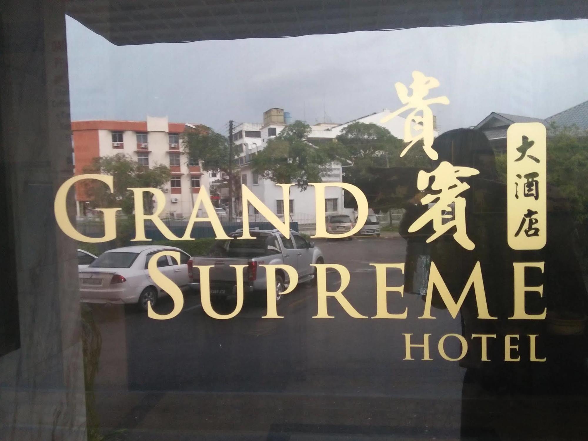 Grand Supreme Hotel Kuching Buitenkant foto